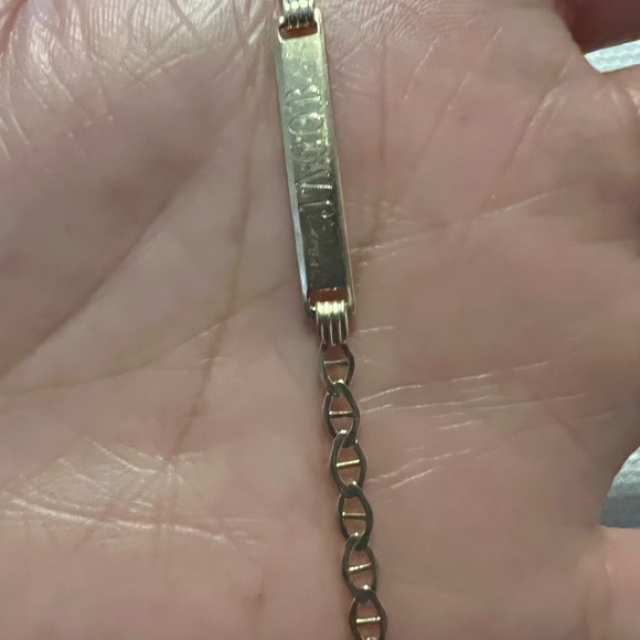 10k gold baby bracelet - Picture 1 of 3